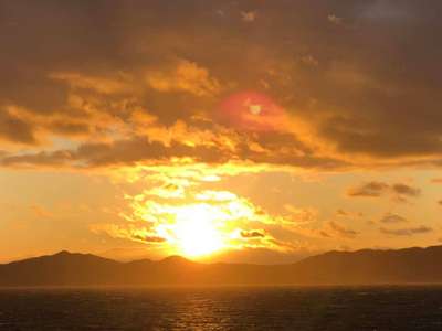 本日のサロマ湖の夕日 サロマ湖鶴雅リゾートのブログ 宿泊予約は じゃらん