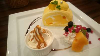 スイーツ工房 ロールカフェ さん季節のロールケーキ ビジネスホテル コスモス徳島のブログ 宿泊予約は じゃらん