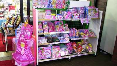 売店花小町にはプリキュアグッズがいっぱい 温泉 和洋中バイキング 白樺湖 白樺リゾート 池の平ホテルのブログ 宿泊予約は じゃらん