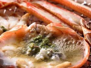 【食べ方ドッチ派?】 活蟹「刺し&焼」or「茹で蟹」