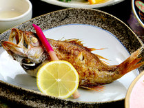 日本海の人気魚「のどぐろ」を上質な脂を堪能できる塩焼きで！ぜひご賞味ください♪