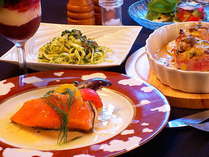 信州サーモン、白馬アルプスポークを使ったディナー、特に苺と蜂蜜ゼリーのアチェトは初体験の味！
