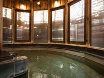 *美人蕉(ひめばしょう)の湯/女性大浴場。保温・保湿効果が高いと評判で美人の湯ともいわれています