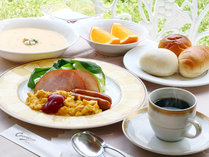 【お料理】　朝食の一例*
