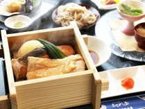 #贅-zei-　～メイン～季節の彩りセイロ蒸し　メイン食材はその日の仕入れによって内容が変更になります。