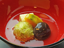【贅-zei-】～炊き合わせ～この日の炊き合わせは枝豆と里芋の饅頭、南京かぼちゃ、椎茸の炊き合わせ。