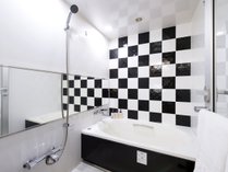 スーペリアとツインの客室は、広々とした浴室をご用意しております。※バス・トイレがセパレート仕様です
