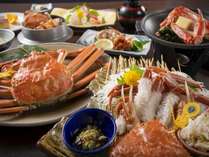 メインを「蟹刺し」もしくは「ゆで蟹」からお選び頂ける人気の蟹満喫コースです！