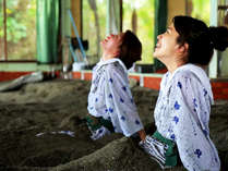 ■人気の砂蒸し温泉は屋内にあるため、天候に左右されません。雨の日もご利用いただけます