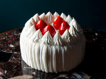 【Happy　Anniversary】ゴールド＆シルバーバルーンベッドメイクと苺のホールケーキ付　※写真はイメージです