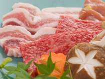 牛肉は伊予牛「絹の味」・豚肉は菊間町の「仙高ポーク」・鶏肉は「媛っこ地鶏」