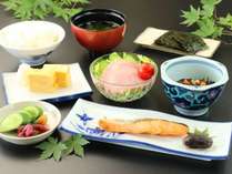 #朝からお客様に元気になっていただけるような、和朝食をご用意いたします。