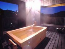 「ともしび」朝日が綺麗な森山館露天風呂付客室の一例