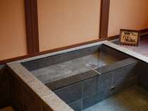 ＜貸切専用温泉　星の湯＞当館ならではの♪「ベビー専用浴槽」　広めに造りました♪