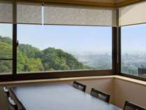 個室食事処『遊花亭』イメージ（一例）角部屋にあり、お食事をしながら奈良の眺望をお楽しみください