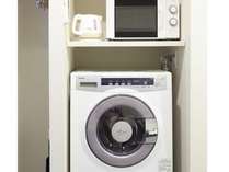 洗濯乾燥機、電子レンジ付きのお部屋もあります(シングルC・セミダブルA・セミダブルB)