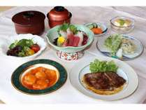 和洋中「特得御膳」全9品　夕食の一例です。　