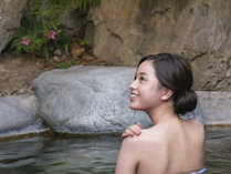 ◆日本三名泉のひとつ「下呂温泉」の露天風呂で旅の疲れを癒し、ゆったりとした寛ぎのひとときを。