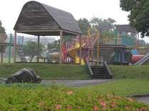 大崎道の駅アスパル公園内の子供広場グランドゴルフ場や日本庭園などが隣接しています。