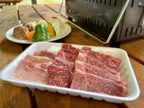BBQ１人前／米沢牛焼肉200g・鶏肉50g・豚50g＋野菜＋白飯、トング、割りばし・紙皿・紙コップなど