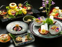 伝統ある豊かな食文化を誇る金澤の美味を、心ゆくまで召し上がれ