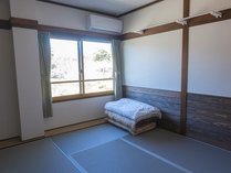 *2階和室（一例）畳を入れ替えたリニューアルのお部屋もございます。