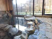 ＃大岩風呂「万座の湯」/岩造りのお風呂で、良くあたたまるやわらかなお湯を堪能！