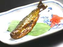 《朝食一例》川魚のつくだ煮：素朴な山里の味