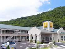 ファミリーロッジ旅籠屋・井原店 (岡山県)