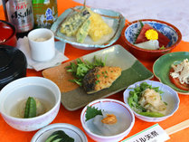 日本酒１本付プランの夕食一例です。