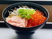■贅沢海鮮丼（いくら、しらす、ネギトロ）（イメージ）