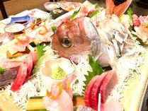 *夕食一例／その時期１番美味しいお魚をさばきたてでお出しします