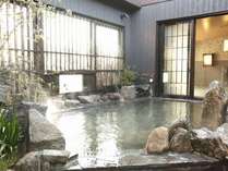 ◆男性大浴場露天風呂(約42℃)