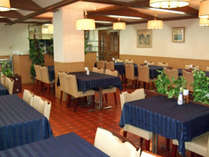 レストランは朝６時オープン。和洋朝定食ご注文で「朝カレー」サービス。