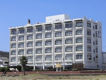 鴨川ユニバ－スホテル