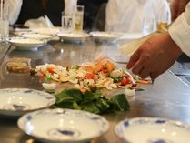 広島出身シェフ特製の地産地消をテーマに「和＆洋食＆広島」が一つになった～廣島ライブディナーブッフェ～