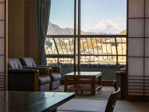 富士山側客室　和室12畳＋広縁
