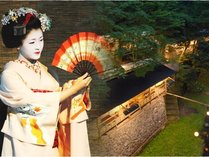 【京都・高雄のもみぢ家で川床体験】金土日と祝日は「舞妓はん」と語らい、記念撮影、京舞も。