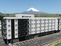 雄大な富士山が望めます。 写真