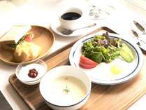 ■身体に優しい朝食■自家製パンやスープ・サラダなど北海道素材にこだわっています