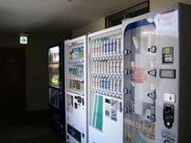 ◇３階自販機コーナー【カップ麺・ジュース・ビール自販機あります】