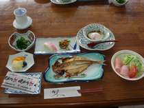 和食をメインとした朝食の一例