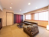 【デザイナーズ和室43平米】圧倒的な広さを誇る和モダンルームで自由自在な京都の旅をお楽しみください