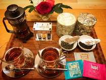 母娘プランの特典としてお部屋に女将セレクトの紅茶をご用意。奈良の和紅茶など