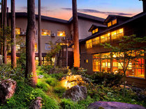日本三名山『白山』のふもとの自然派な料理宿～一里野高原ホテルろあん～ 写真