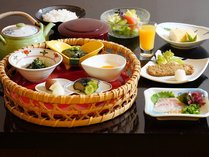 【朝食】揚げたての「じゃこ天」や「宇和島風鯛めし」を是非ご賞味下さい！