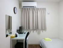 全客室禁煙：遮光カーテン・2重窓・床は、衛生的なフローリング仕様