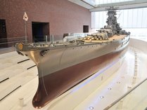 大和ミュージアム　徒歩約６分。呉で建造された戦艦「大和」を１/１０で忠実に再現。呉の歴史も紹介。