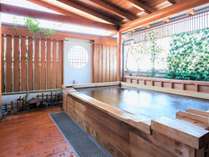 展望露天風呂「月待姫の湯」は社宮司温泉を汲み湯！無料でご利用いただけます！