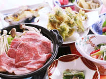 ■【ご夕食一例】色とりどりの和食膳は厳選された旬の食材を使用しています。
